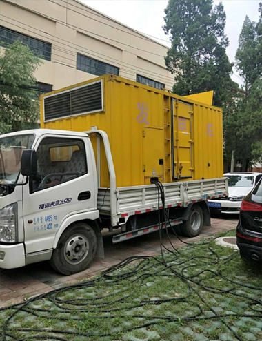 灵丘发电车出租-柴油发电机组排烟系统设计要求及其考虑因素